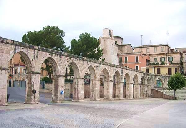 Sulmona - Acquedotto  medievale